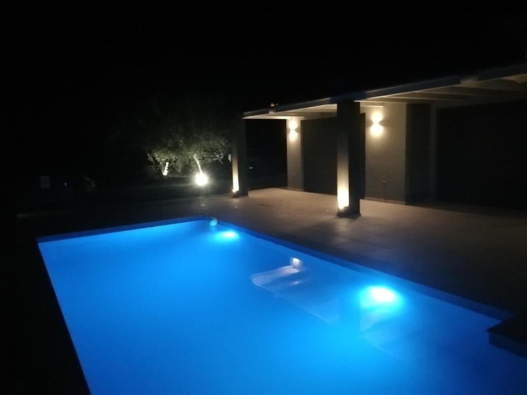Avithos Blue Villas Σβορωνάτα Εξωτερικό φωτογραφία