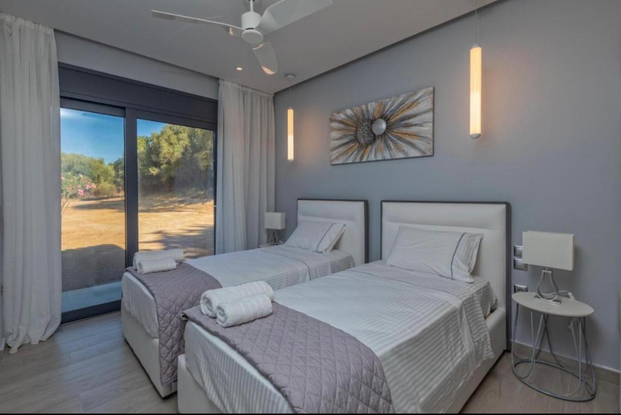 Avithos Blue Villas Σβορωνάτα Εξωτερικό φωτογραφία